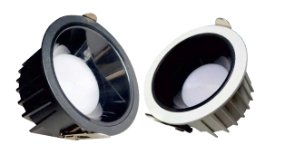 randon abut 001 desk